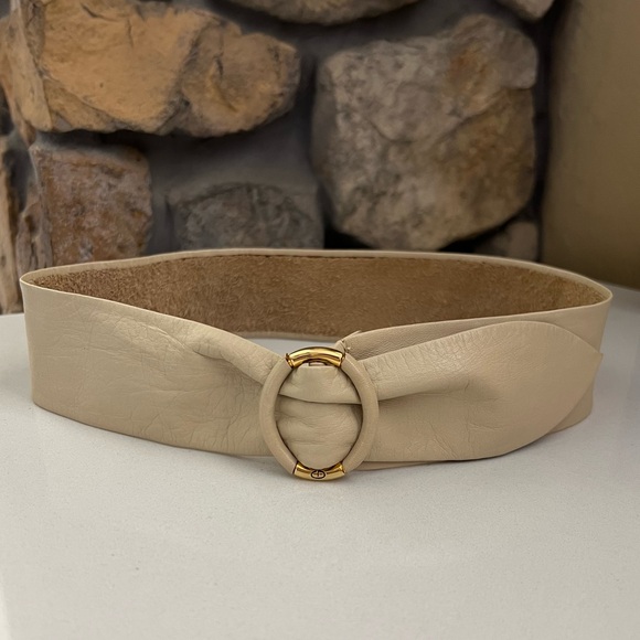 Christian Dior Vintage Leather Belt with Round Buckle Waist Belt Size Small - Picture 3 of 14